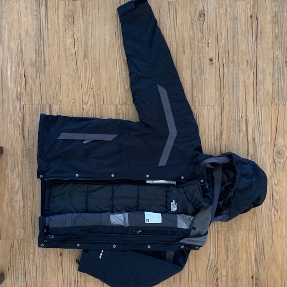 Ski jacket - Picture 2 of 6